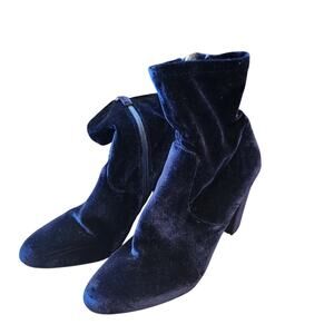 Steve Madden Navy Blue Velvet Zip Up Ankle Boots‎ Size 11